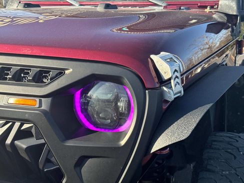 Used 2021 Jeep Wrangler Unlimited Sport image 10