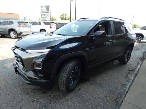 New 2026 Chevrolet Equinox ACTIV w/ Convenience Package III AWD/4WD image 6