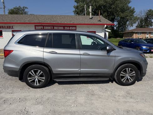 Used 2016 Honda Pilot EX image 2