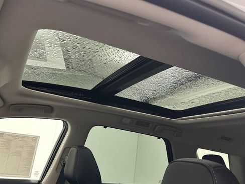 New 2026 Nissan Pathfinder SL w/ SL Premium Package image 16