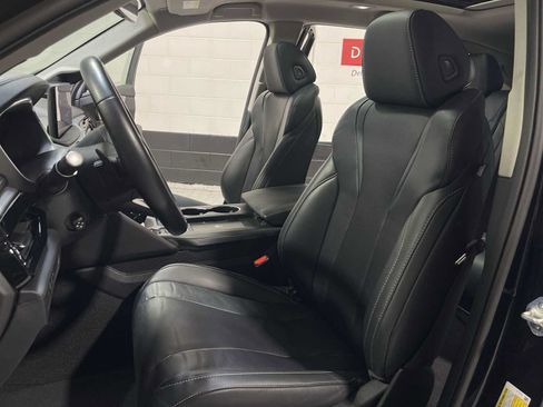 Used 2025 Acura MDX w/ Technology Package AWD/4WD image 11
