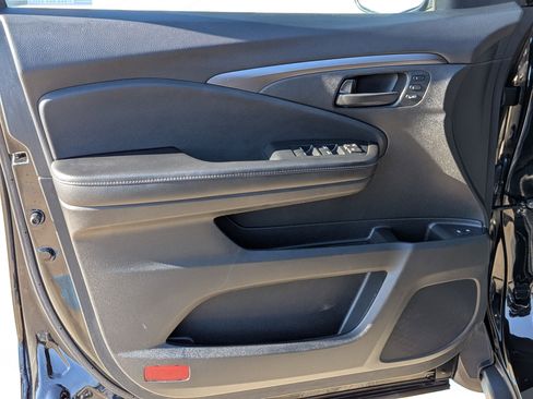 Certified 2023 Honda Passport EX-L image 13