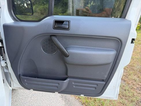 Used 2011 Ford Transit Connect XLT FWD image 13