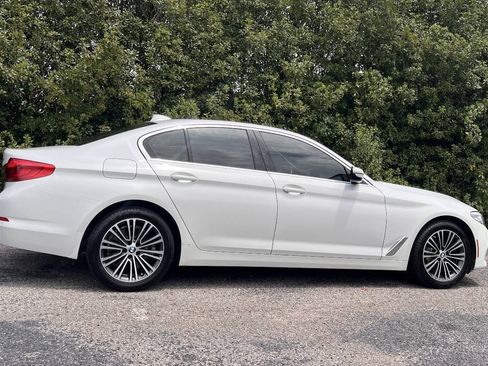 Used 2020 BMW 530i RWD image 8