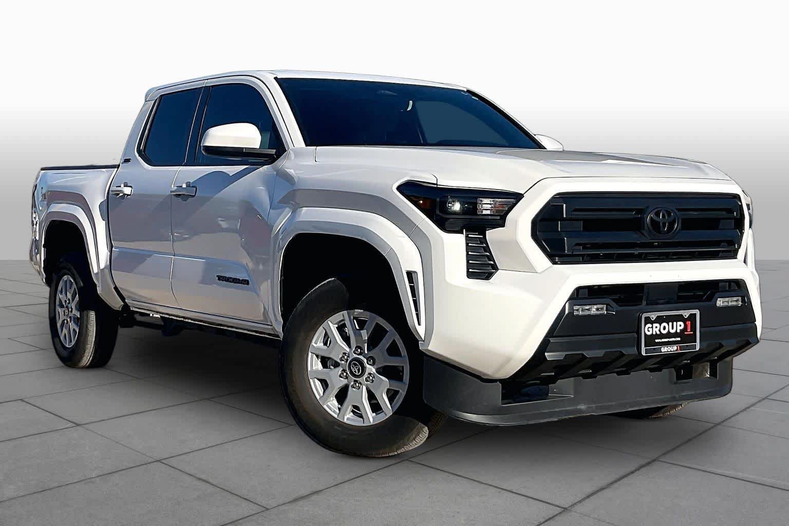 Used 2026 Toyota Tacoma SR5 RWD image 3