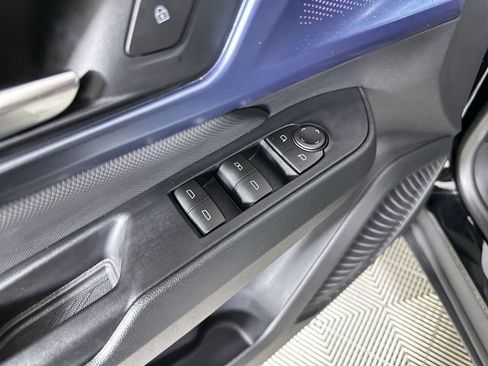 New 2026 Chevrolet Equinox EV LT FWD image 24