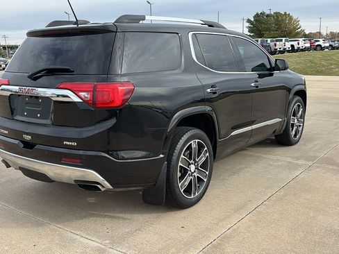 Used 2017 GMC Acadia Denali w/ Technology Package image 9
