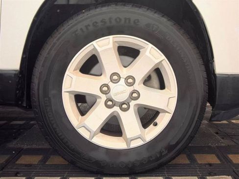 Used 2016 GMC Acadia SLE FWD image 10