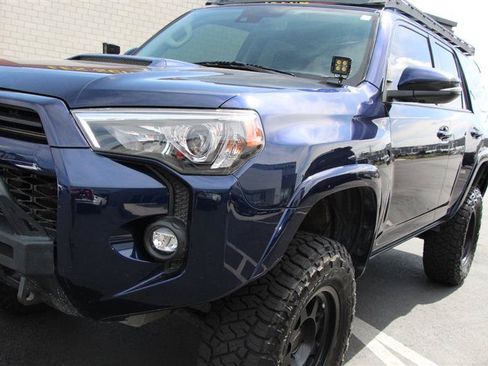 Used 2021 Toyota 4Runner TRD Off-Road Premium AWD/4WD image 50