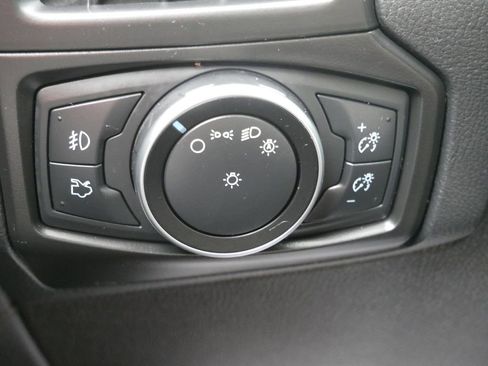 Used 2017 Ford Focus Titanium image 24