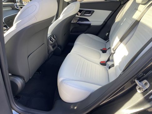 New 2026 Mercedes-Benz GLC 300 4MATIC image 36