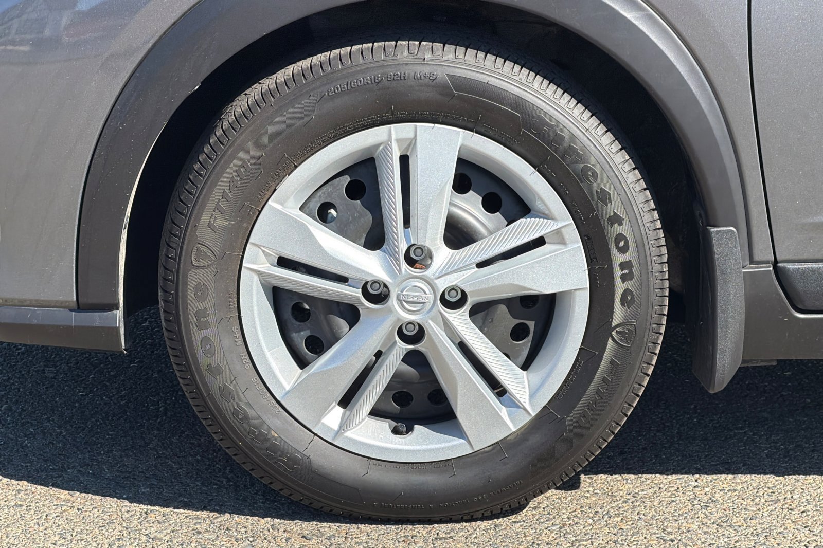 Certified 2025 Nissan Kicks Play S FWD image 33