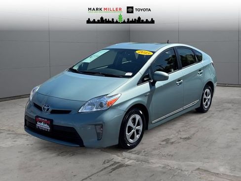 Used 2015 Toyota Prius Four FWD image 1