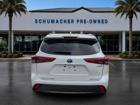 Used 2023 Toyota Highlander Limited AWD/4WD image 6