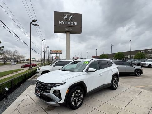 New 2026 Hyundai Tucson SEL FWD image 9