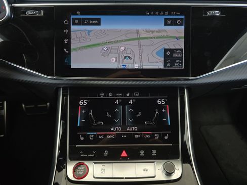 New 2026 Audi RS Q8 performance image 15