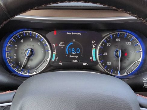Used 2017 Chrysler Pacifica Touring-L Plus w/ Tire & Wheel Group FWD image 27