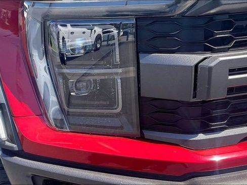 Certified 2022 Ford F150 Raptor w/ Raptor 37 Performance Package AWD/4WD image 30