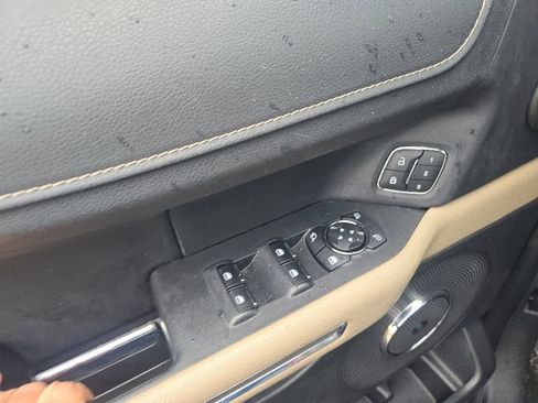Used 2024 Ford Expedition Limited AWD/4WD image 12