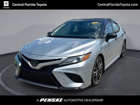 Used 2019 Toyota Camry XSE w/ Navigation Package FWD image 1