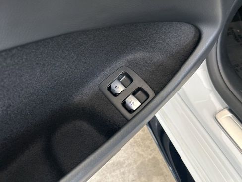 Used 2026 Mercedes-Benz E 53 AMG e 4MATIC Sedan image 53