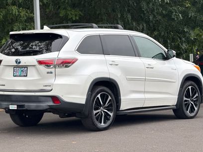 Used 2015 Toyota Highlander Limited w/ Driver Technology Package