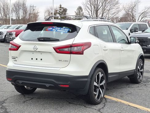 Used 2022 Nissan Rogue Sport SL image 3