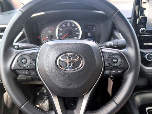 Used 2022 Toyota Corolla SE image 16