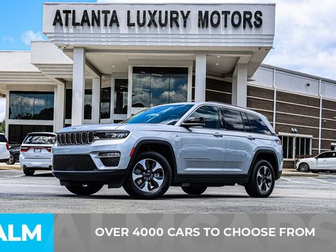 Used 2024 Jeep Grand Cherokee Limited 4xe AWD/4WD image 3