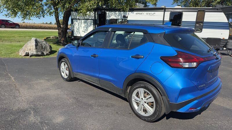 Used 2021 Nissan Kicks S FWD image 6