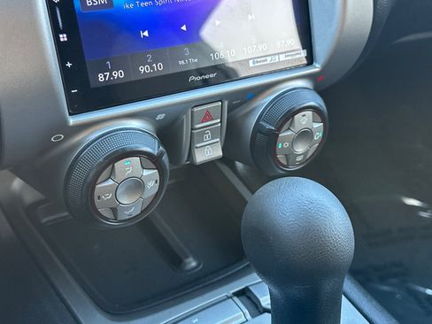 Used 2015 Chevrolet Camaro LS RWD image 29