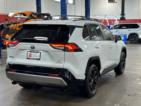Certified 2024 Toyota RAV4 SE w/ Convenience Package image 5