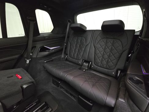 Certified 2023 BMW X7 xDrive40i w/ M Sport Package image 28