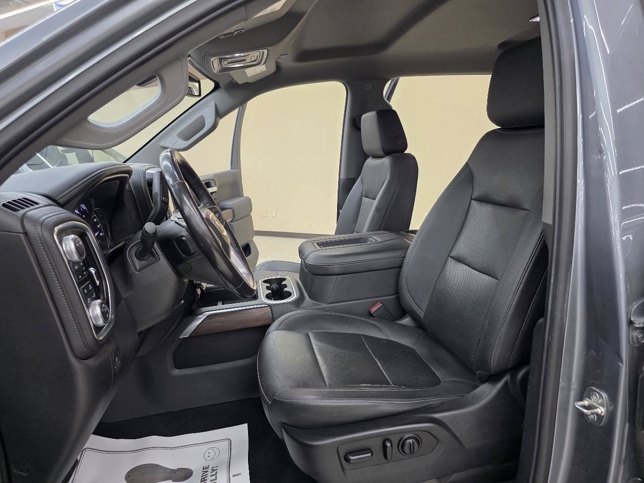 Used 2021 GMC Sierra 1500 SLT AWD/4WD image 17