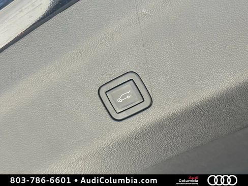 Used 2023 GMC Yukon Denali AWD/4WD image 18