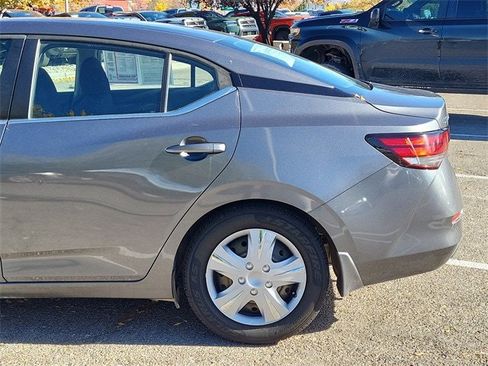 Used 2021 Nissan Sentra S image 6