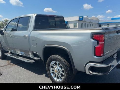 Certified 2024 Chevrolet Silverado 2500 LTZ w/ LTZ Texas Edition AWD/4WD image 6