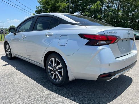 Used 2020 Nissan Versa SV FWD image 6