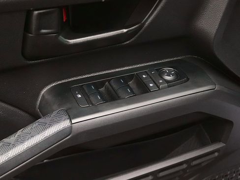Used 2025 Toyota Tacoma SR5 RWD image 11
