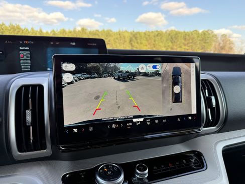 Used 2025 Ford Expedition Max Active image 19