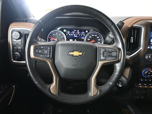 Used 2021 Chevrolet Silverado 1500 High Country AWD/4WD image 39