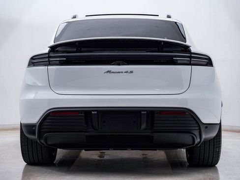 Certified 2025 Porsche Macan 4S Electric AWD/4WD image 10