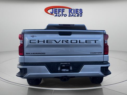 Used 2021 Chevrolet Silverado 1500 Custom w/ LPO, Dark Essentials Package image 6