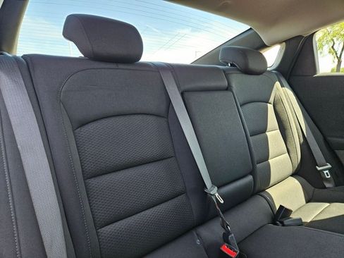 Used 2025 Chevrolet Malibu LT FWD image 10