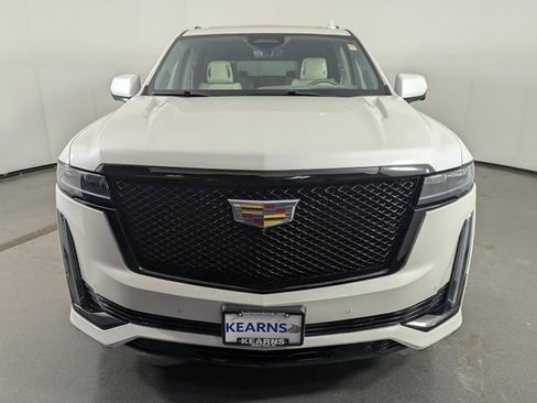 Used 2021 Cadillac Escalade ESV Sport Platinum image 3