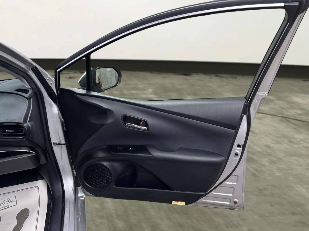 Used 2016 Toyota Prius Two FWD image 18