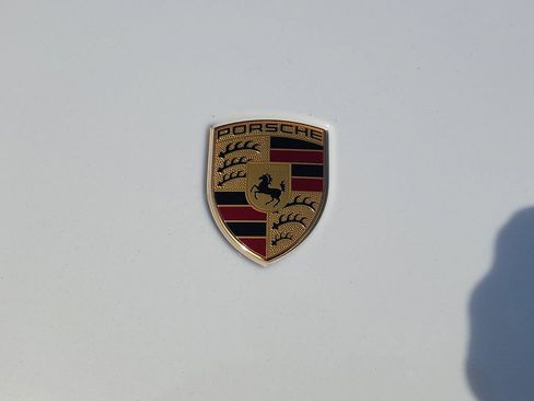 New 2026 Porsche Macan S image 26