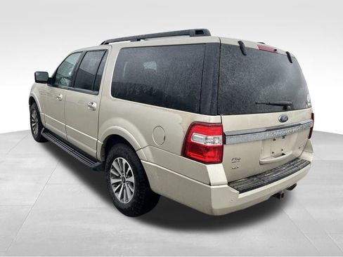 Used 2017 Ford Expedition EL XLT w/ Equipment Group 202A AWD/4WD image 4