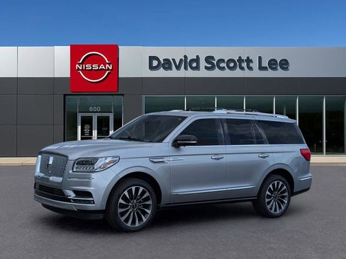 Used 2021 Lincoln Navigator Reserve w/ Luxury Package image 8
