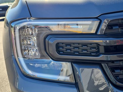 New 2025 Ford Ranger XLT w/ Trailer Tow Package RWD image 7